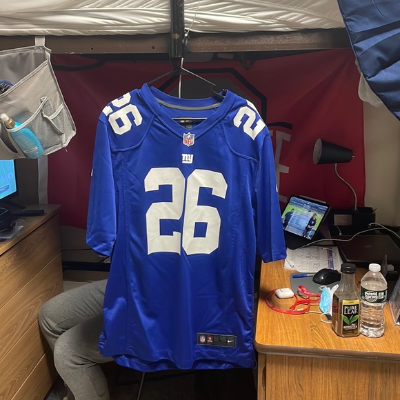 COPY - Saquon Barkley Nike Jersey - Picture 1 of 4